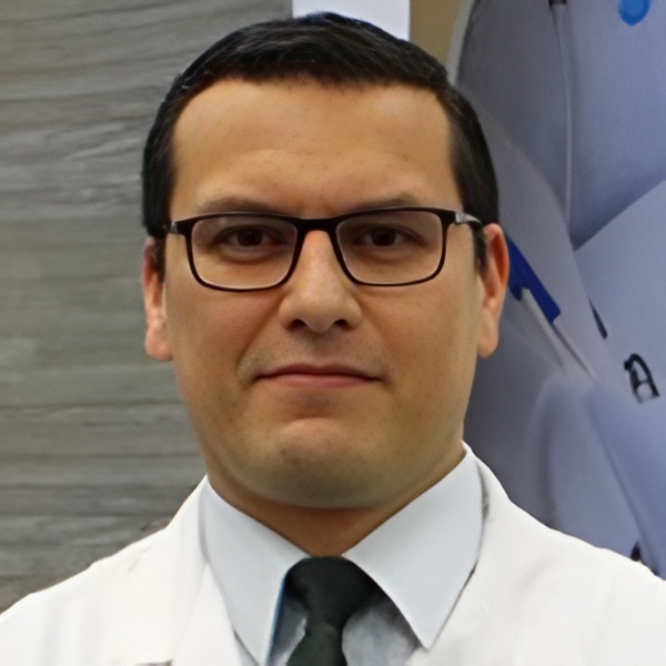 Dr. Manuel Enrique Bello Quezada